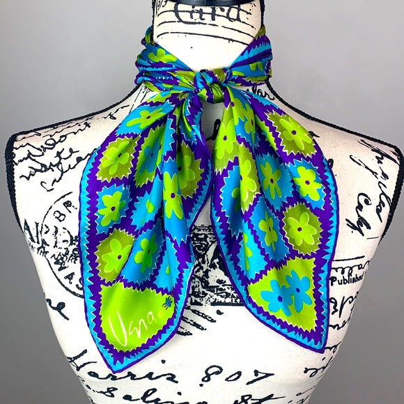 Vera Neumann Accessories - Vera Neumann Vintage 1970’s Vibrant Floral Print Scarf